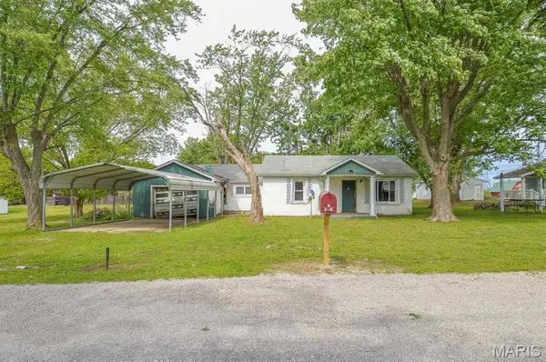 122 Arthur Street, Centralia, IL 62801