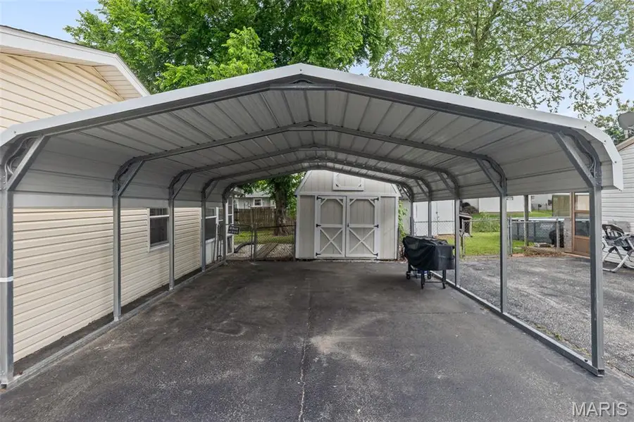 440 S 6th Street, Caseyville, IL 62232 - #3
