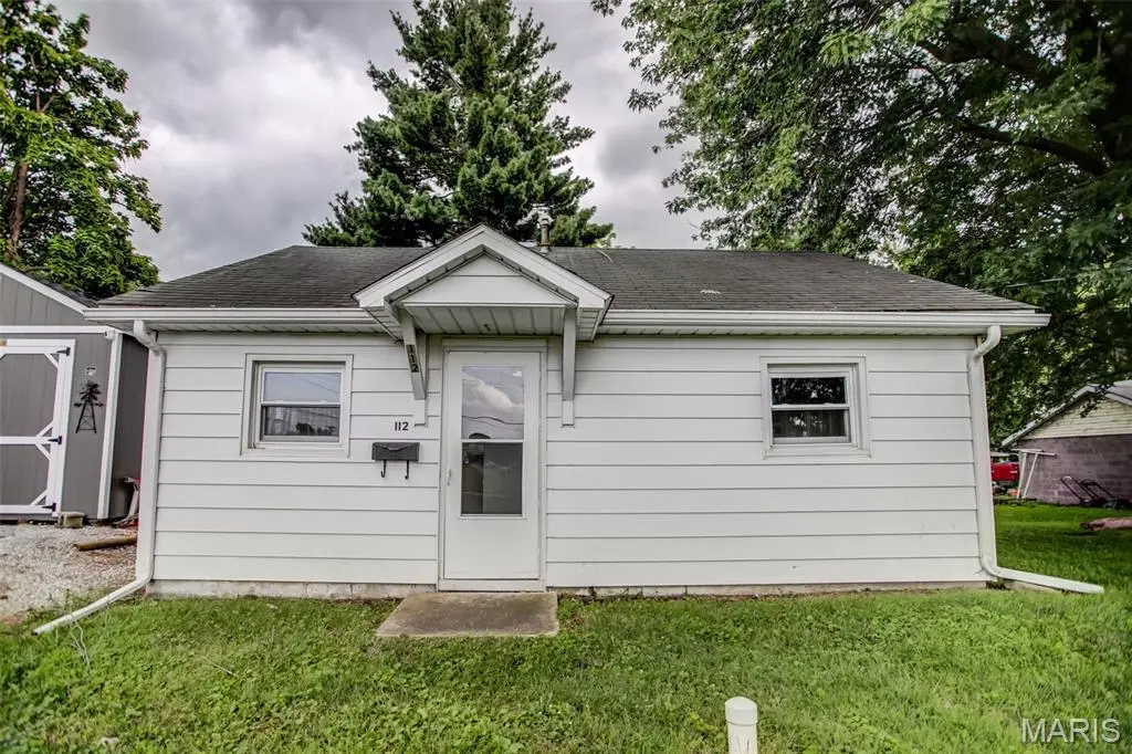 112 Andrew Avenue, Jerseyville, IL 62052 - #1