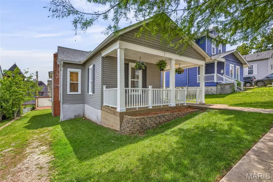 103 S 4th Street, De Soto, MO 63020 - #2