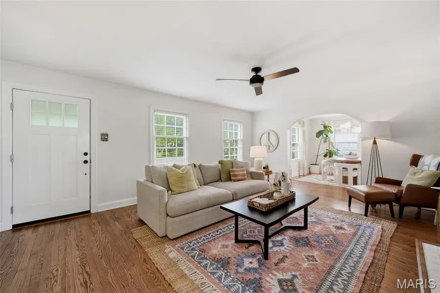 216 Park Avenue, Saint Louis, MO 63122 - #2