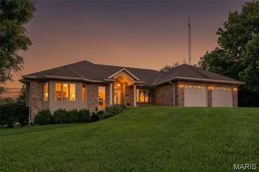 750 W Walsh Street, Montgomery City, MO 63361 - #1