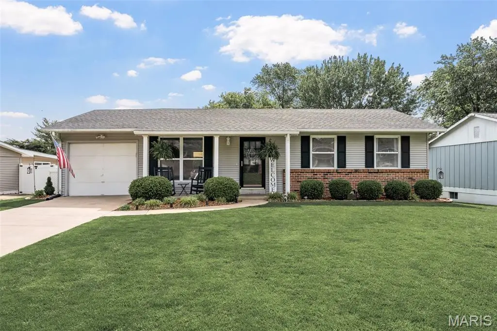 6 Cricklewood Lane, Saint Peters, MO 63376 - #1