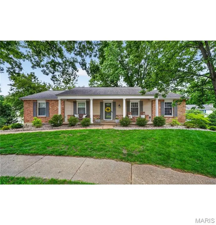 15580 Clover Ridge Drive, Chesterfield, MO 63017 - #1