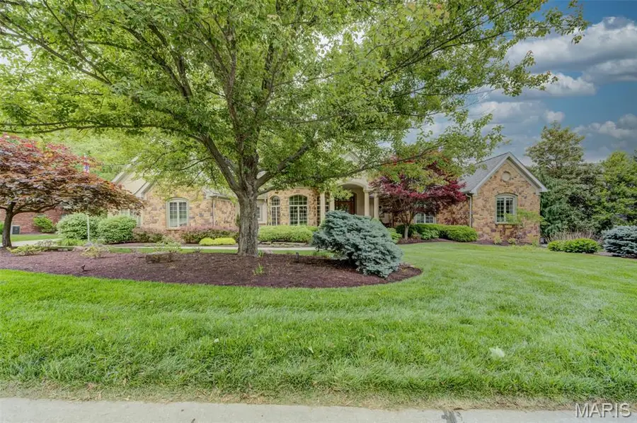 25 Windcastle Drive, Saint Charles, MO 63304 - #2
