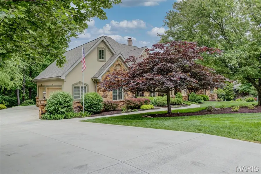 25 Windcastle Drive, Saint Charles, MO 63304 - #3