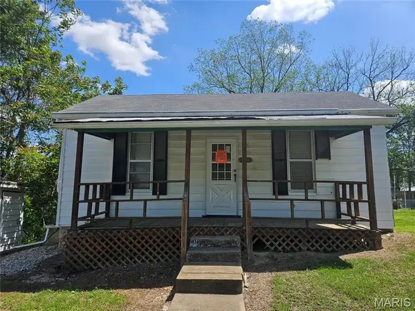 2120 Jackson Street, Renault, IL 62279