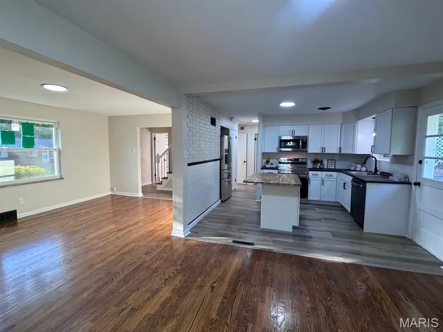 3508 Saint Henry Lane, Bel Ridge, MO 63121 - #3