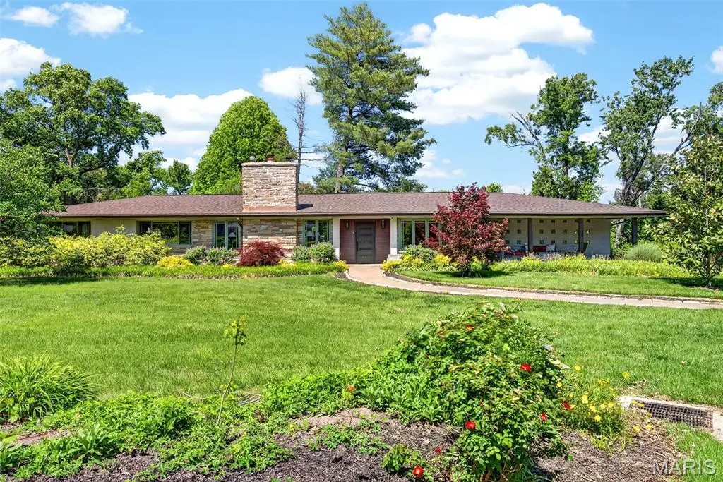 15 Terrace Gardens, Frontenac, MO 63131 - #1
