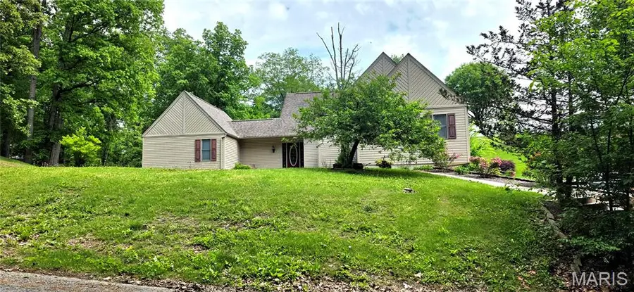 103 Estate Drive, Chester, IL 62233 - #2