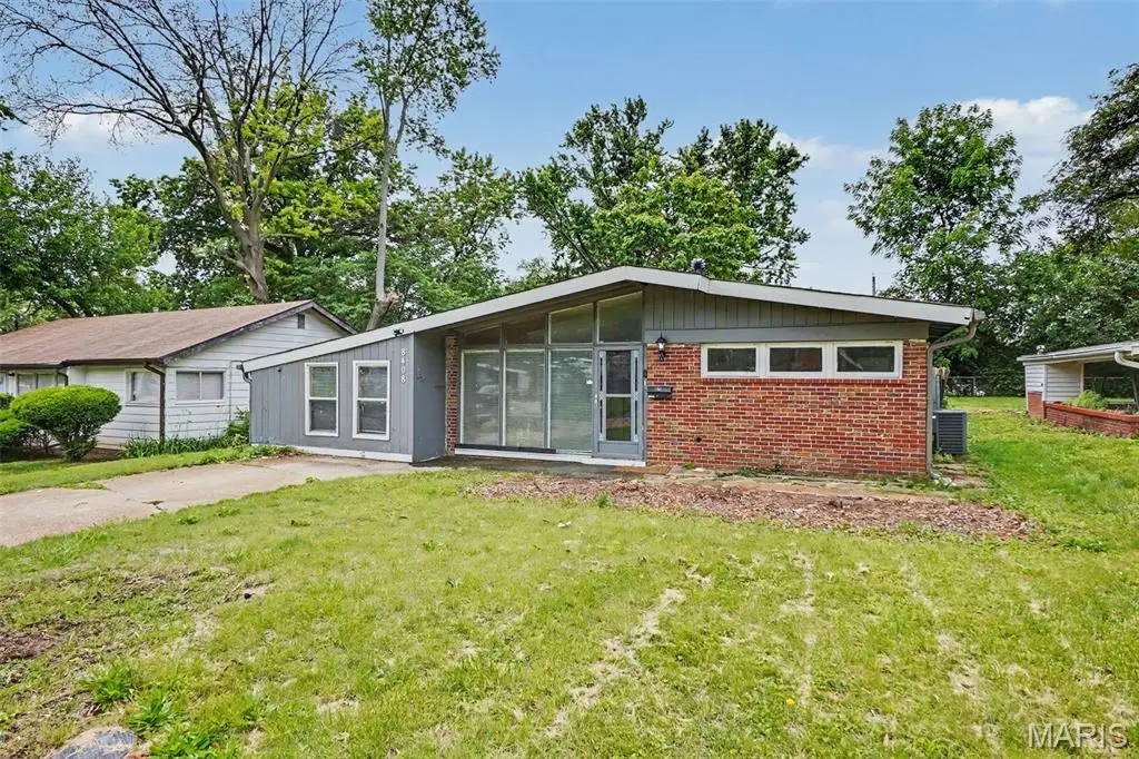 8408 Chalons Court, Saint Louis, MO 63134 - #1
