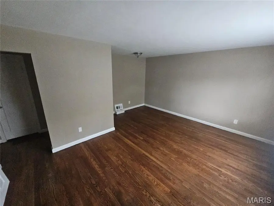 415 Millman Drive, Saint Louis, MO 63135 - #3
