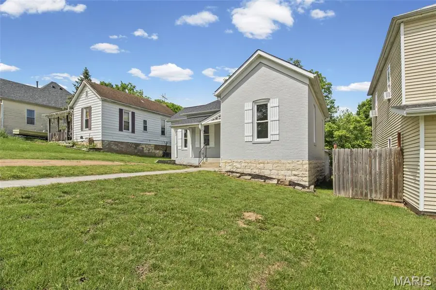 104 S 4th, De Soto, MO 63020 - #3