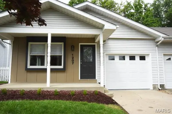 1207 Chancellor Drive, Edwardsville, IL 62025
