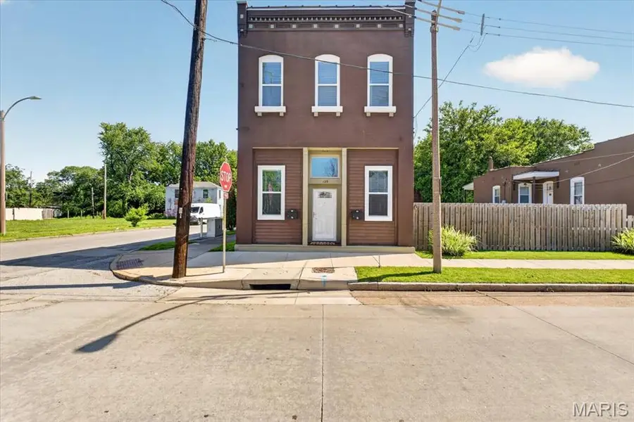 125 W Steins Street, Saint Louis, MO 63111 - #2