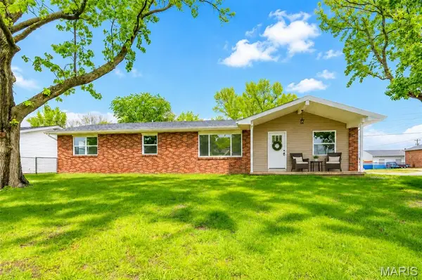 615 Texas Boulevard, Bethalto, IL 62010
