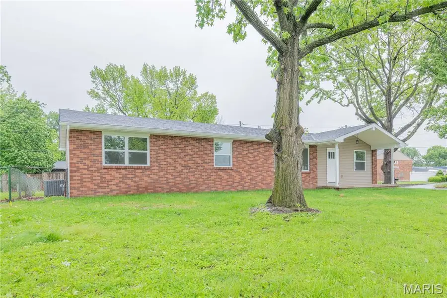 615 Texas Boulevard, Bethalto, IL 62010 - #3