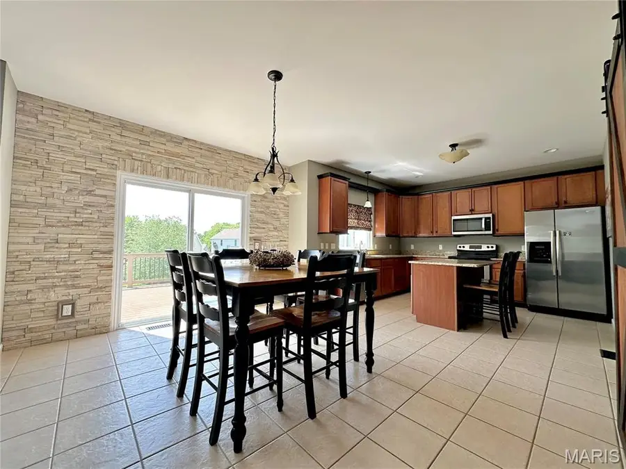 724 Autumnwood Forest Drive, Lake Saint Louis, MO 63367 - #3