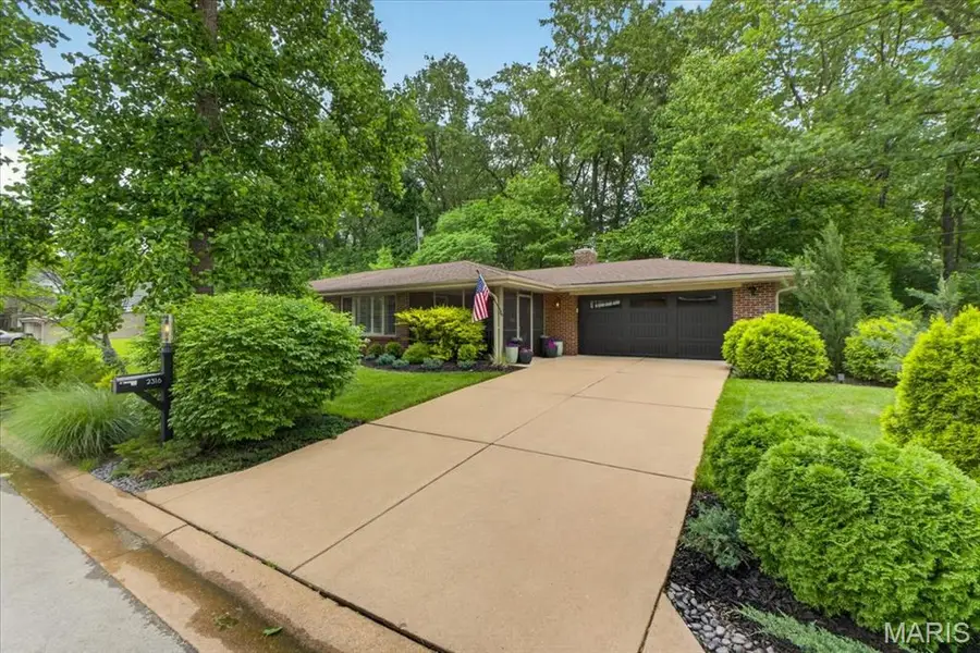 2316 Divot Drive, Crystal Lake Park, MO 63131 - #3