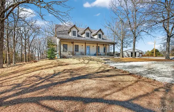 18521 Oak Tree Lane, Phillipsburg, MO 65722