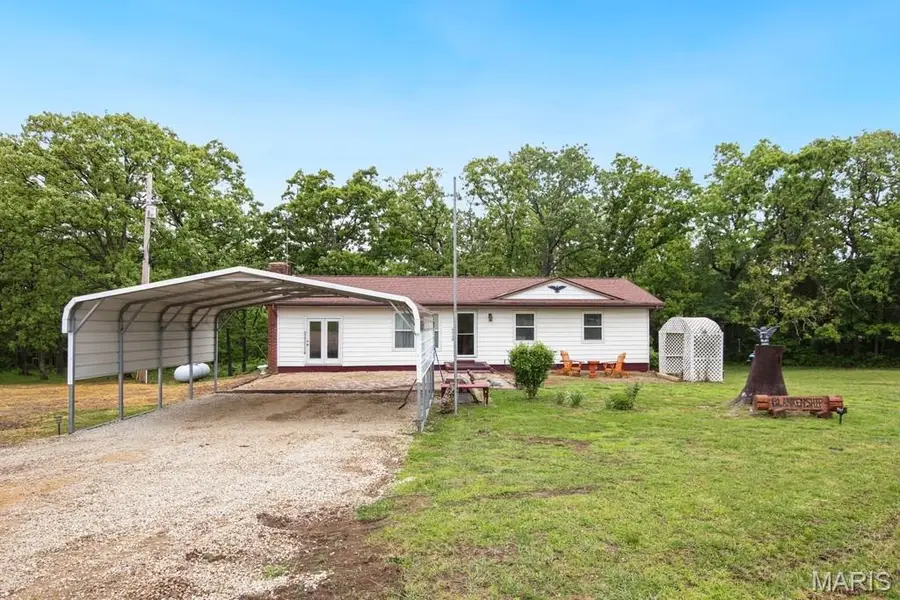 1066 Sun Meadow Road, Bourbon, MO 65441 - #3