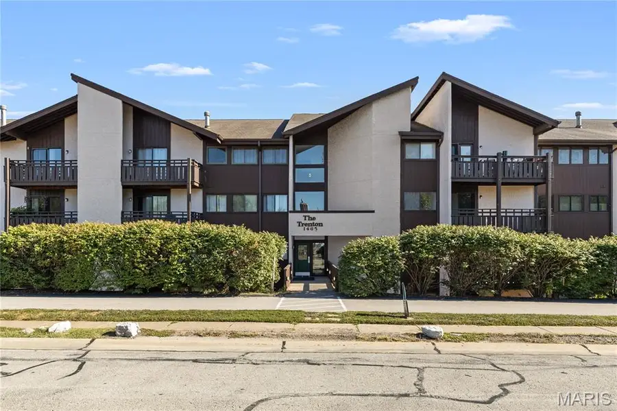 1465 Heritage Landing #306, Saint Charles, MO 63303 - #2