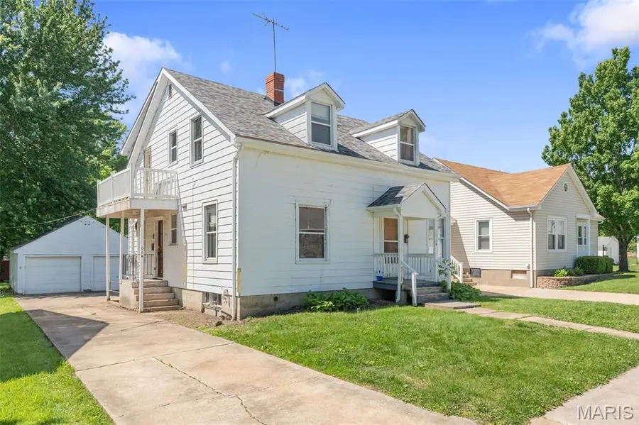 306 W 8th Street, Washington, MO 63090 - #2