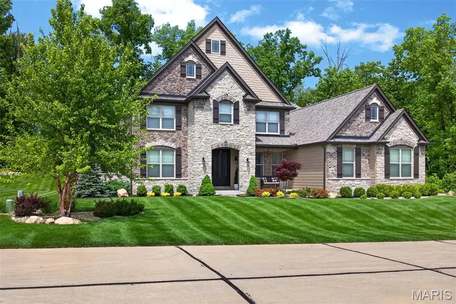 7105 Castle Cliff Court, Saint Charles, MO 63304 - #3