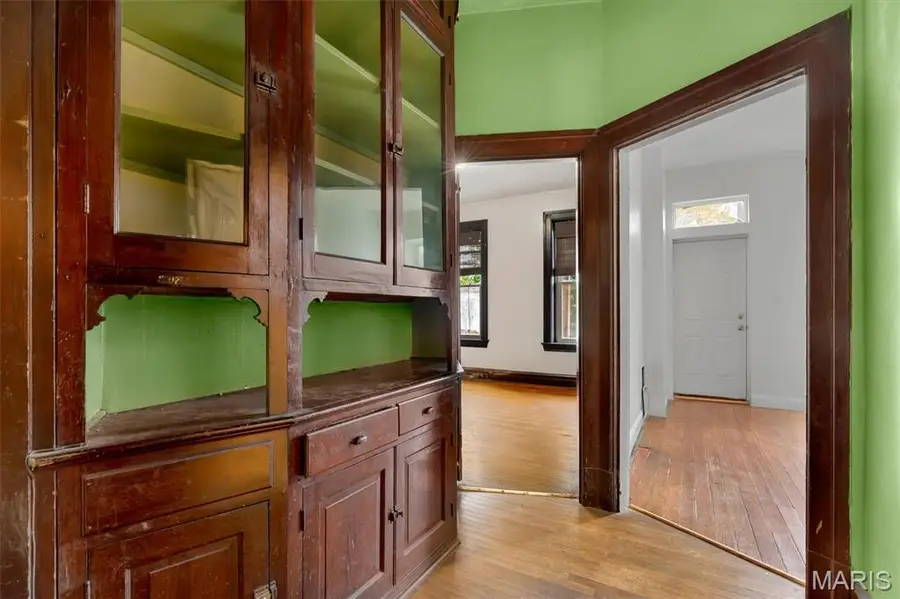 3512 Mckean Avenue, Saint Louis, MO 63118 - #3