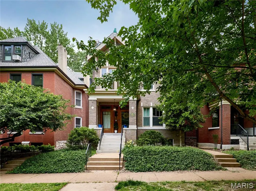 3863 Utah Place, Saint Louis, MO 63116 - #1