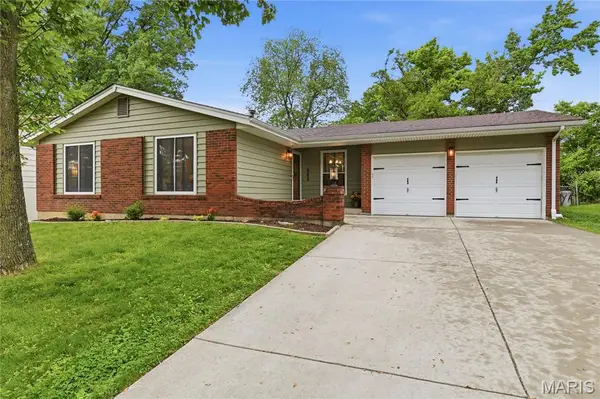 541 Braebridge Road, Manchester, MO 63021