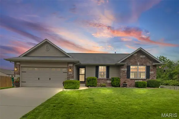 6604 Arriva Drive, O'Fallon, IL 62269