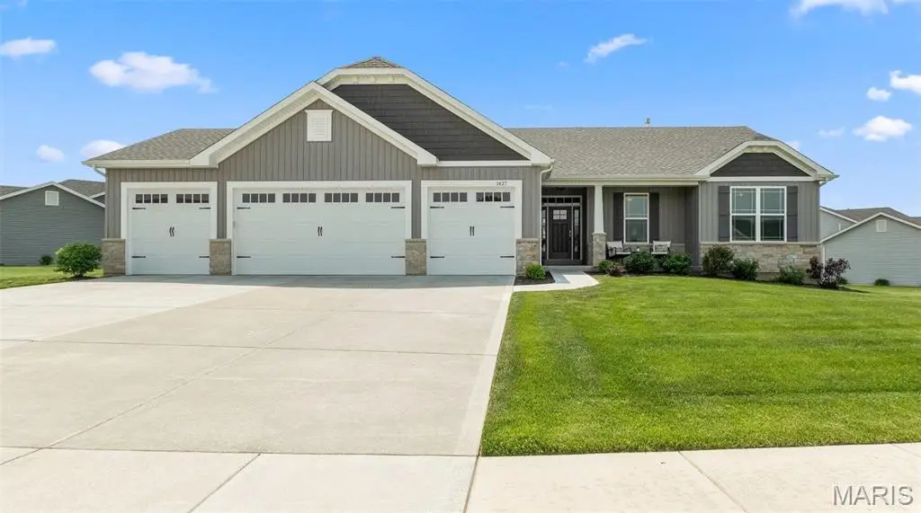 1427 Riverdale Manor, Ofallon, MO 63366 - #1