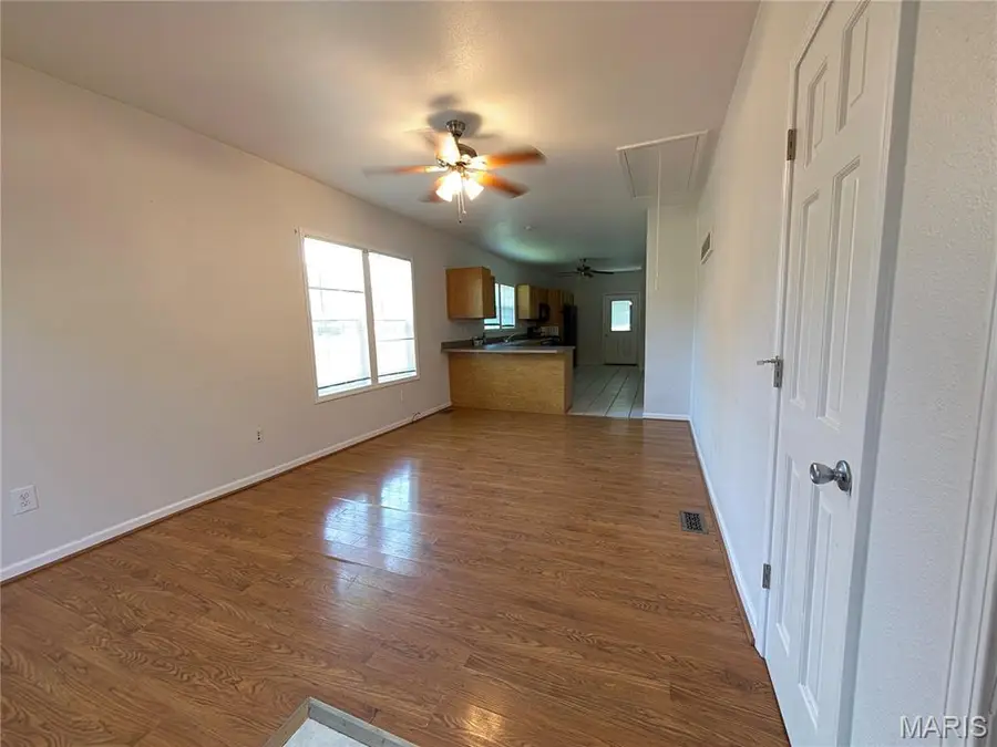 2217 Locust Avenue, Alton, IL 62002 - #2
