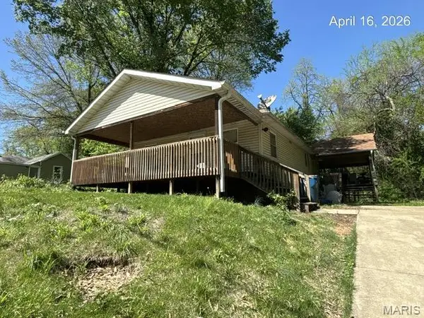 2204 Amelia Street, Alton, IL 62002