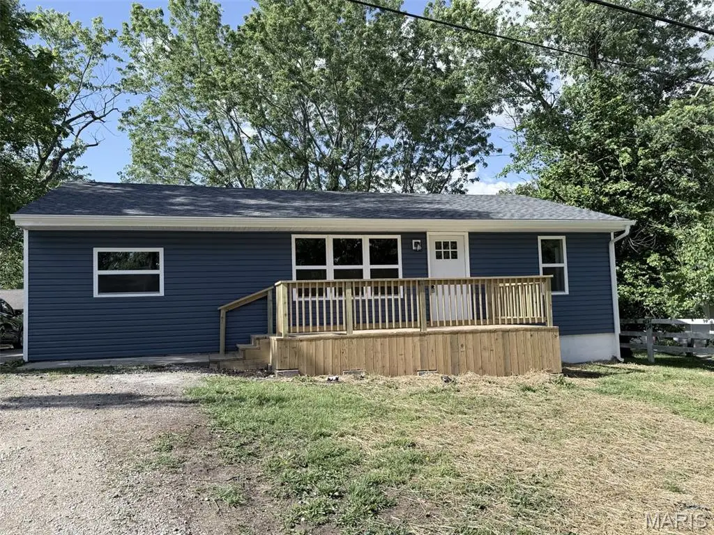 575 Walnut Street, Bourbon, MO 65441 - #1
