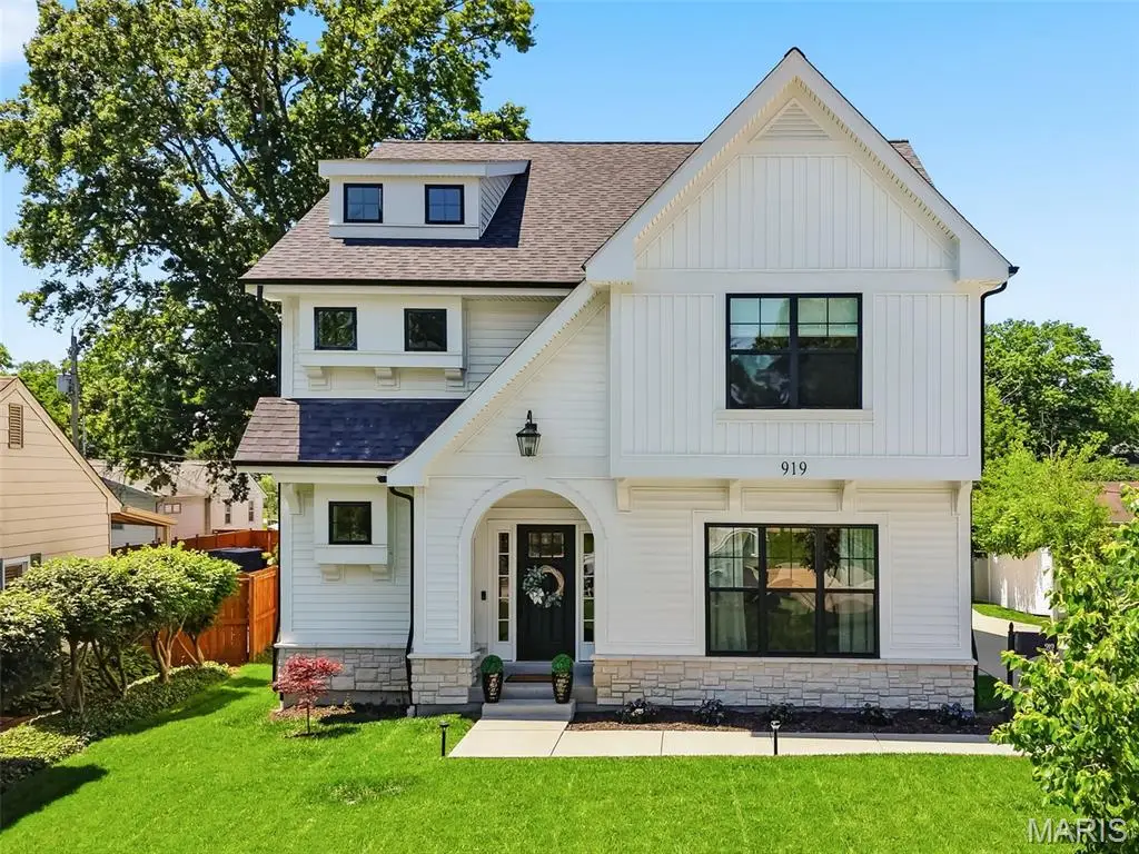 919 Poinsetta Lane, Kirkwood, MO 63122 - #1