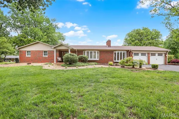 7461 Leslie Drive, Edwardsville, IL 62025