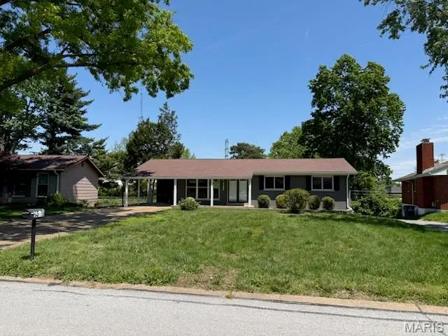 9515 Huron Drive, Saint Louis, MO 63132 - #3