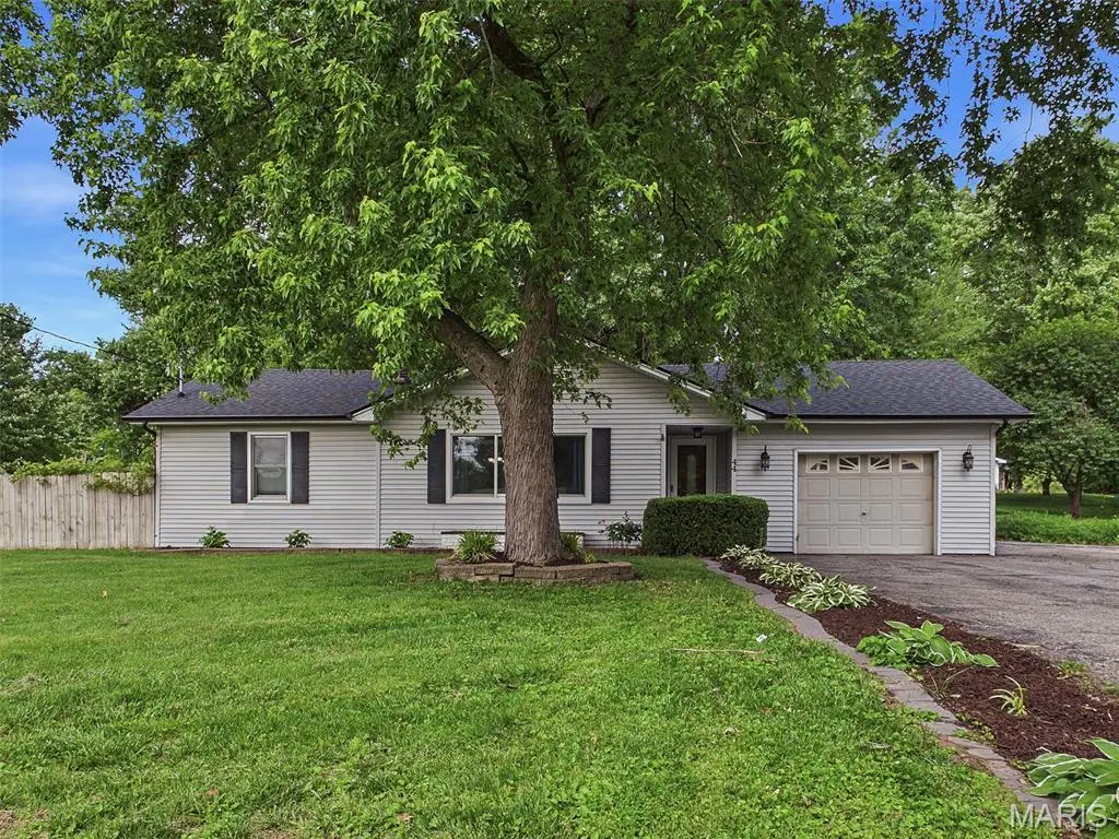 44 Grainey Drive, Glen Carbon, IL 62034 - #1