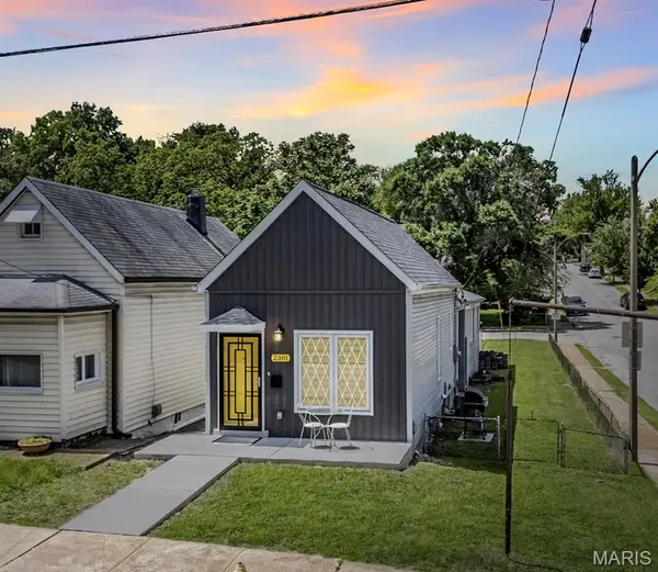 2301 Sulphur Avenue, St Louis, MO 63139