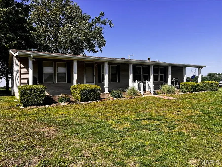 1383 Old Salem Road, Kell, IL 62853 - #3