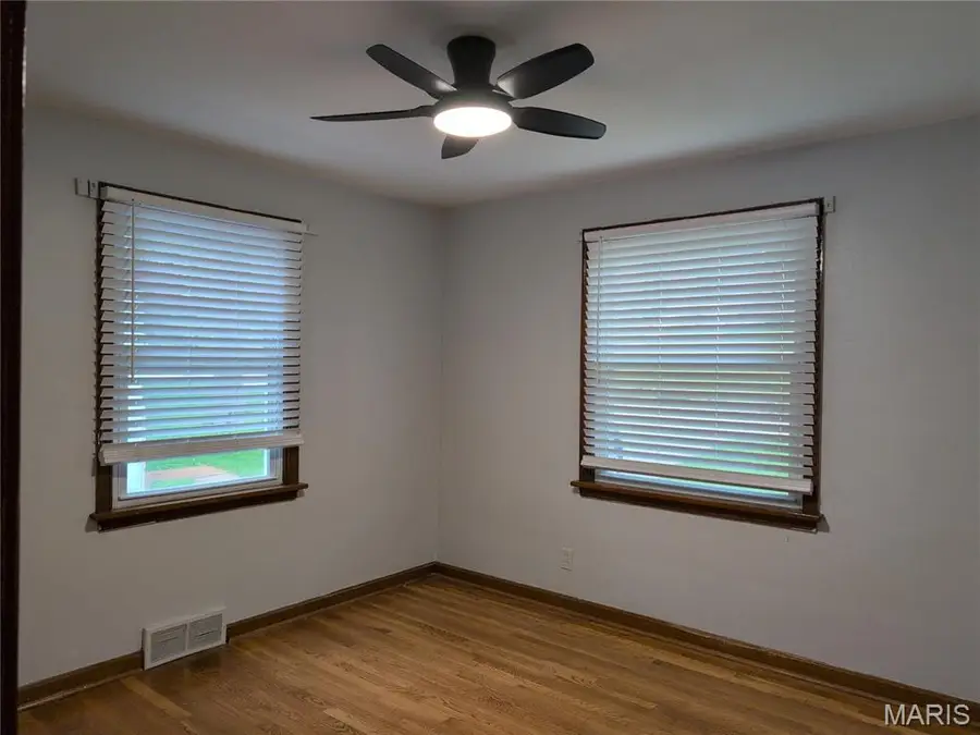 808 Arline Avenue, Ferguson, MO 63135 - #3