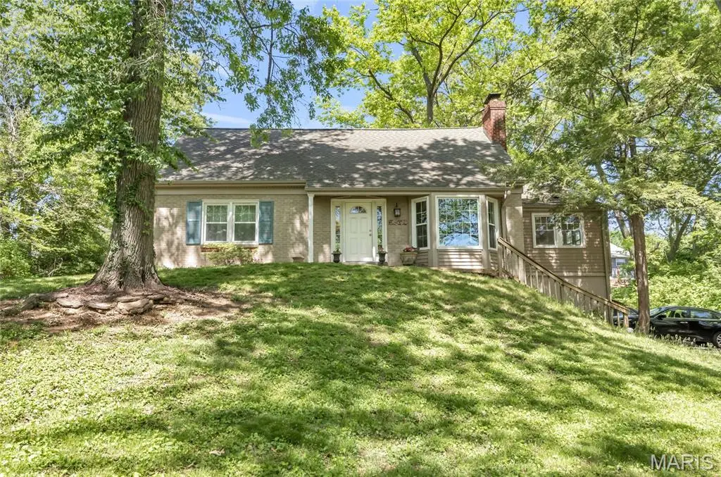 9 Modoc Trail, Kirkwood, MO 63122 - #1