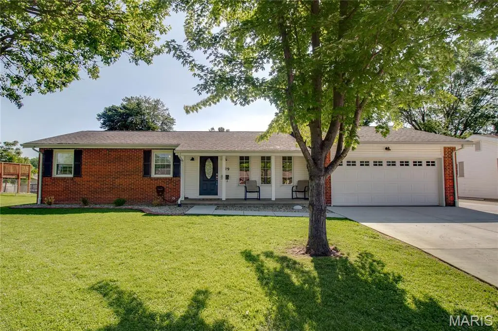 429 Texas Boulevard, Bethalto, IL 62010 - #1
