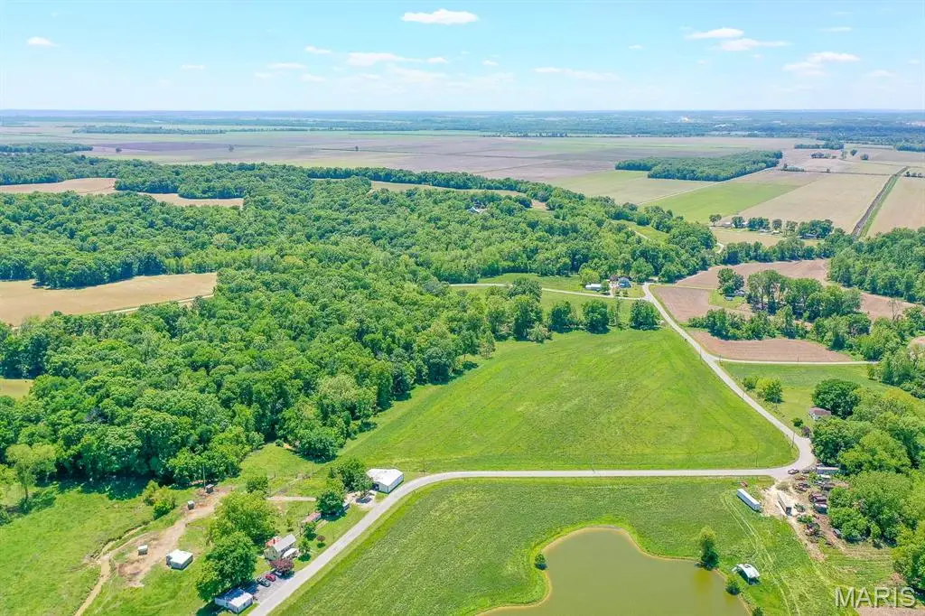 000 Stamm Hollow Road, Evansville, IL 62242 - #1