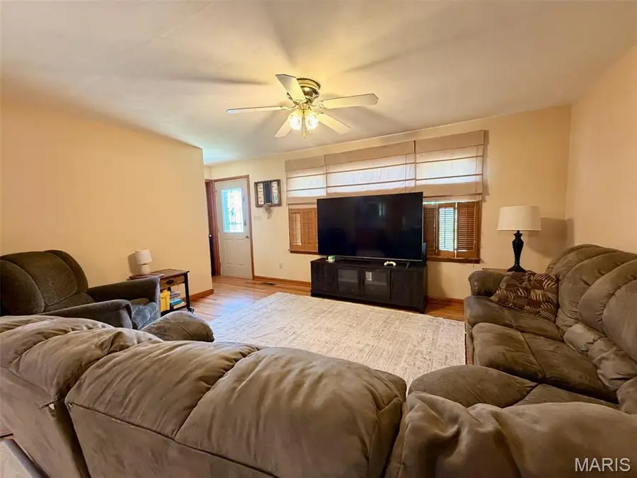 120 Macarthur Street, New Haven, MO 63068 - #3