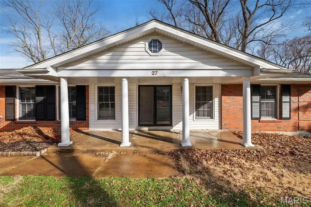 27 Nob Hill Drive, Spanish Lake, MO 63138 - #1