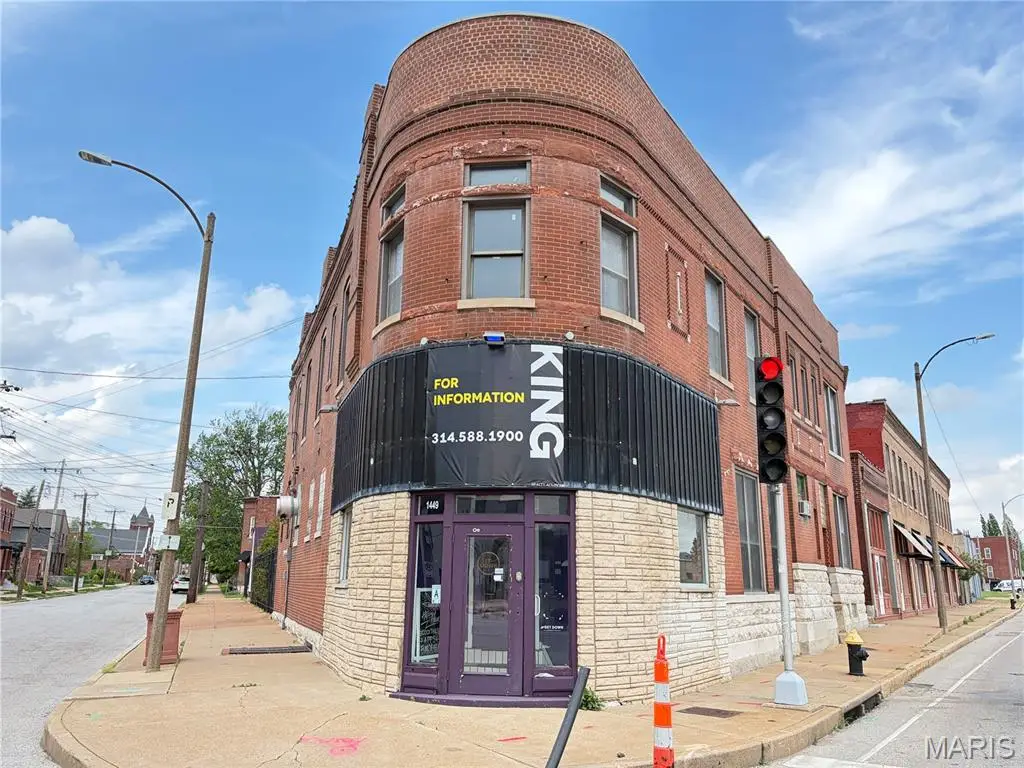 1449 S Vandeventer Avenue, Saint Louis, MO 63110 - #1