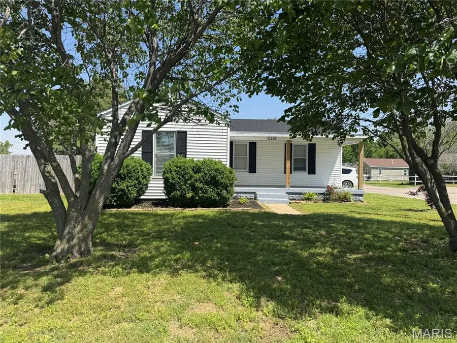 120 Broadway Street, Sikeston, MO 63801 - #2